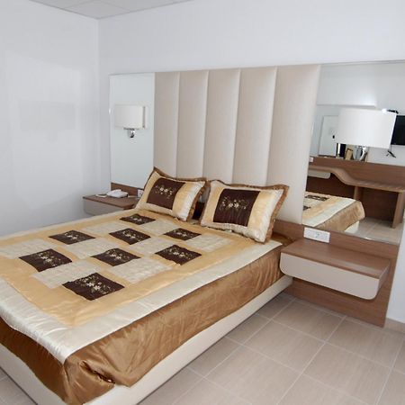 Royal Bay Suites Kefalos  Room photo